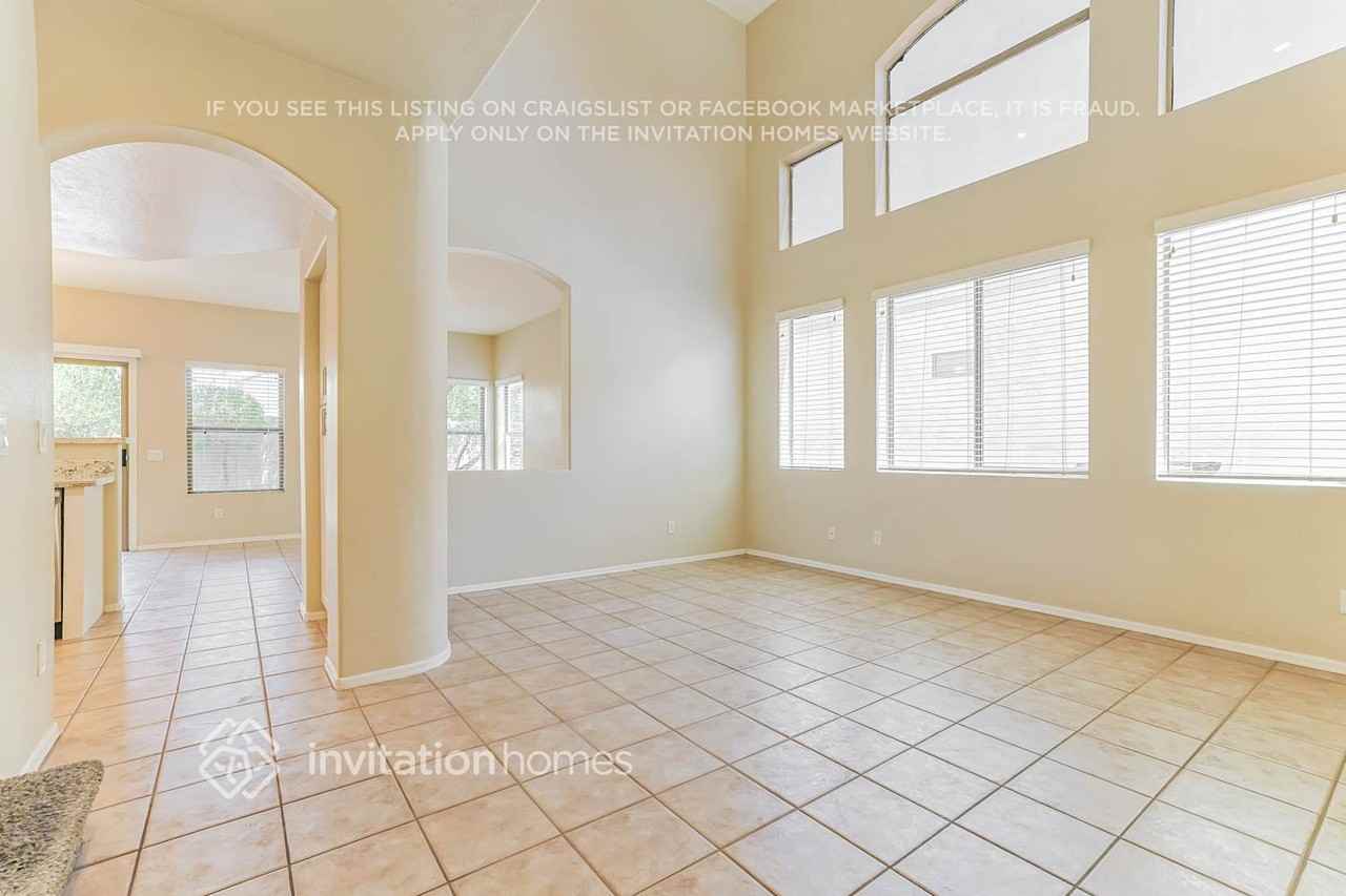 7232 E Kramer St - Photo 7 of 18