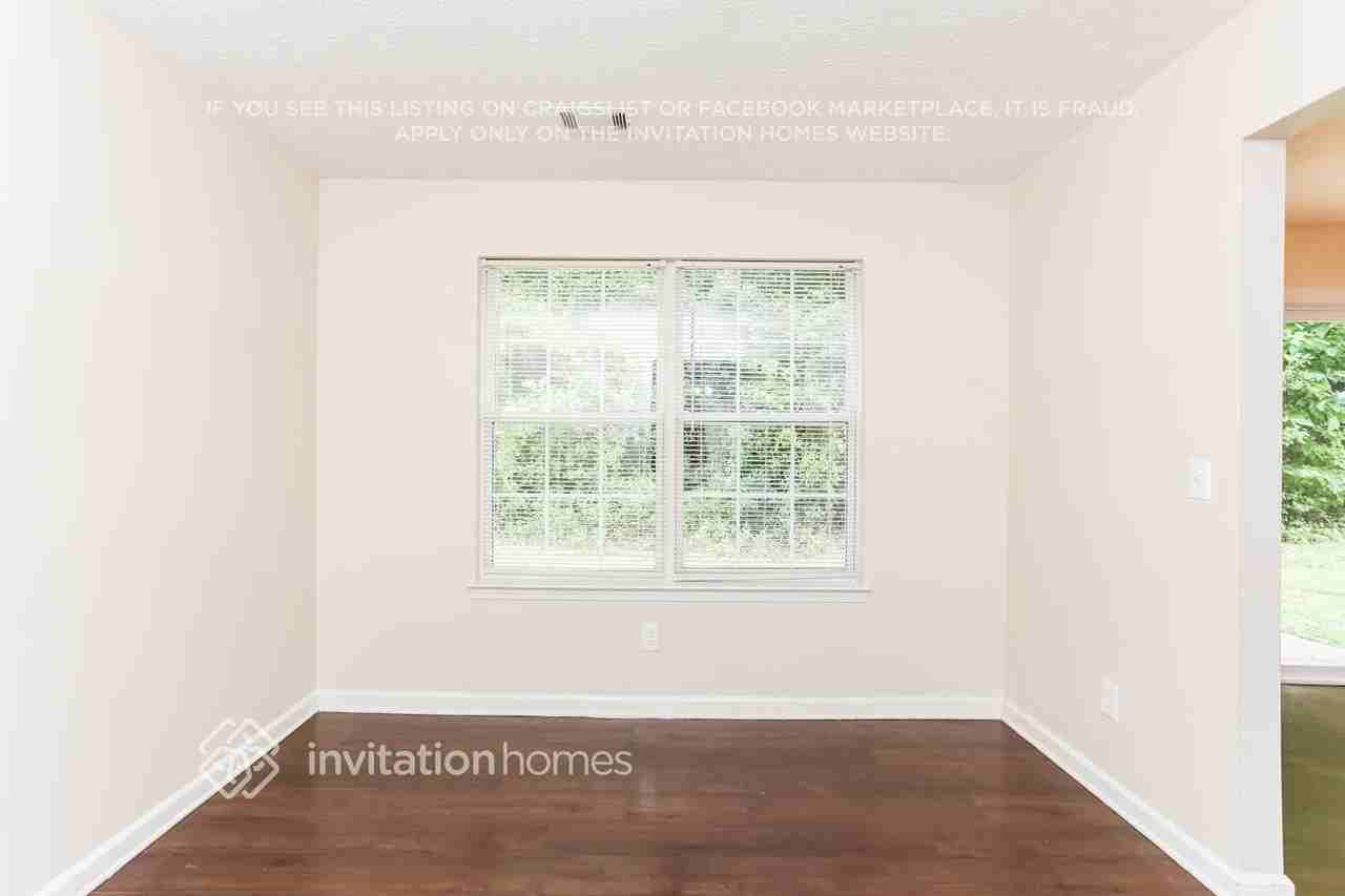 8157 Sterling Lakes Dr - Photo 6 of 18