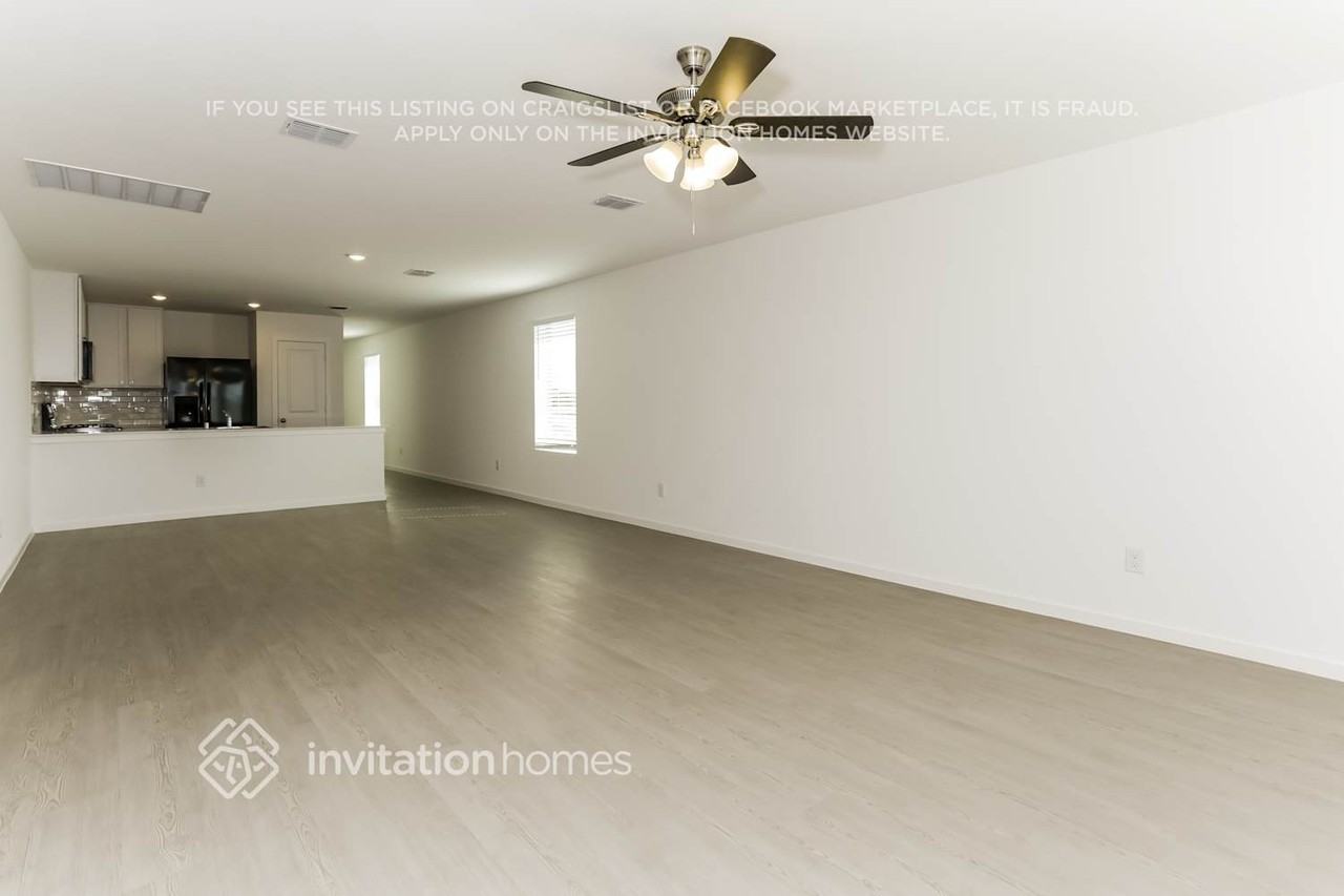 5142 Valhalla Dr - Photo 3 of 17