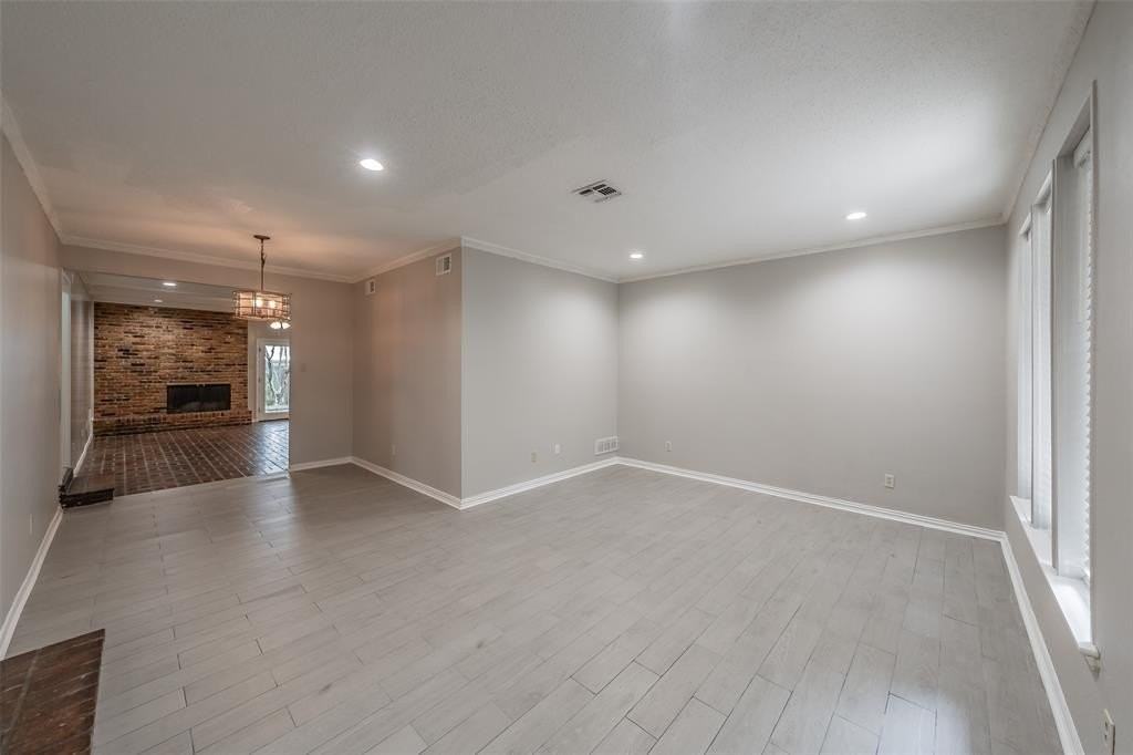 10618 Ravenscroft Drive - Photo 7 of 34