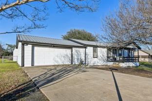 250 County Road 3318 - Photo 1 of 1