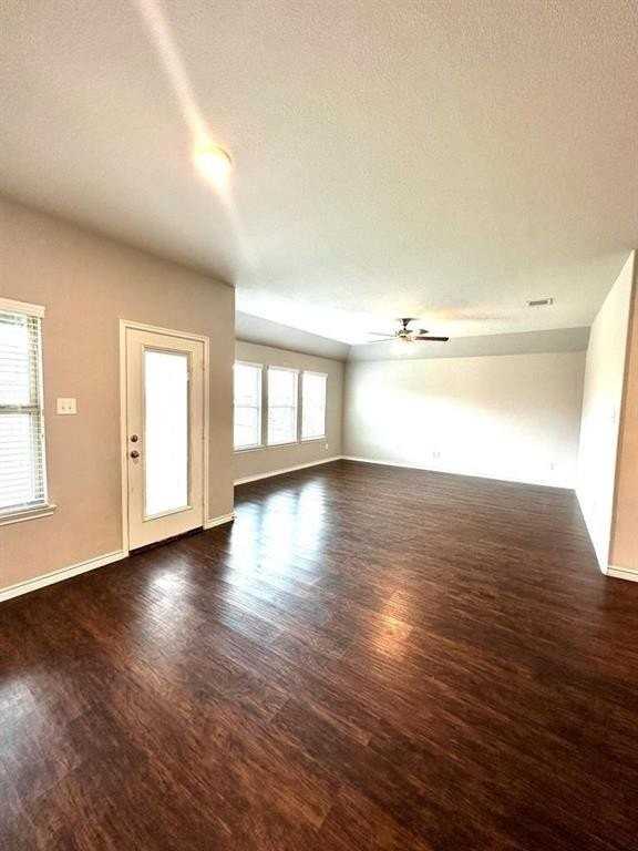 3140 Overlook Dr - Photo 7 of 27