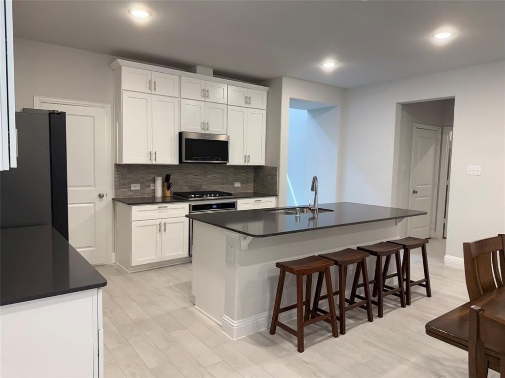 3512 Lillian Ct - Photo 3 of 24