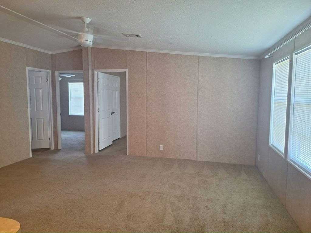 7001 142nd Ave #0030 - Photo 5 of 14