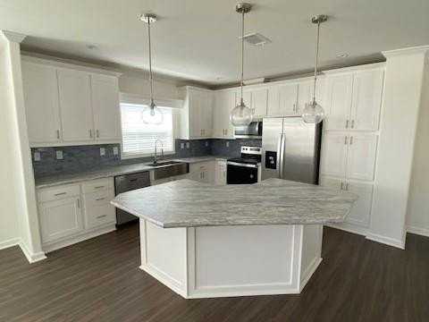 330 9th St #330 - Photo 3 of 11