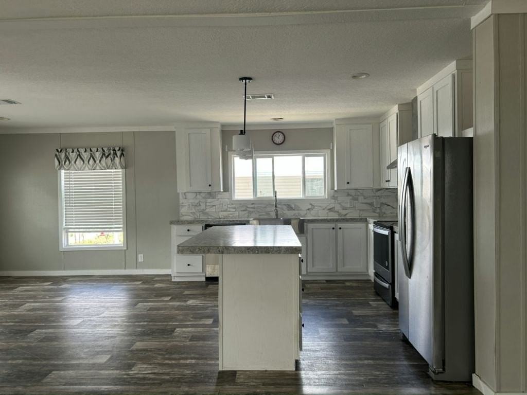 456 Cecilia Dr #456E - Photo 3 of 13