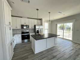 featured image of 115 N Lake Dr #0804