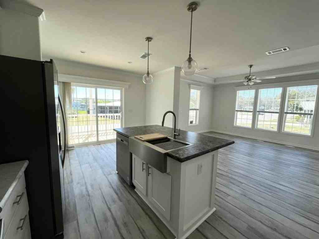 115 N Lake Dr #0804 - Photo 2 of 22