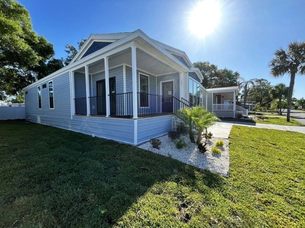 117 N Lake Dr #0806 - Photo 2 of 21