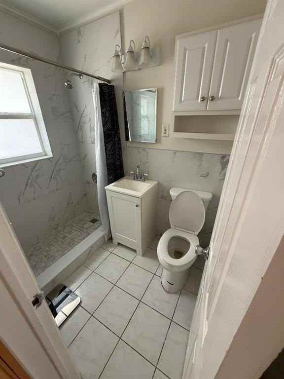 1710 Ne 8th St #3 - Photo 7 of 8