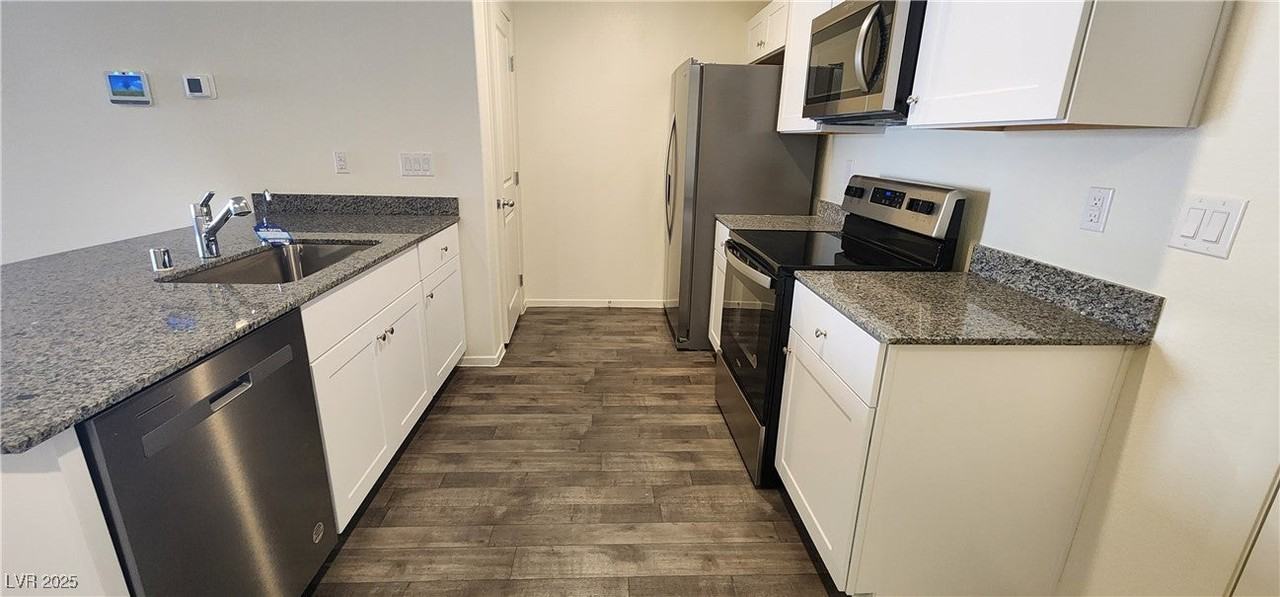 9127 Rory Storm Street - Photo 6 of 30