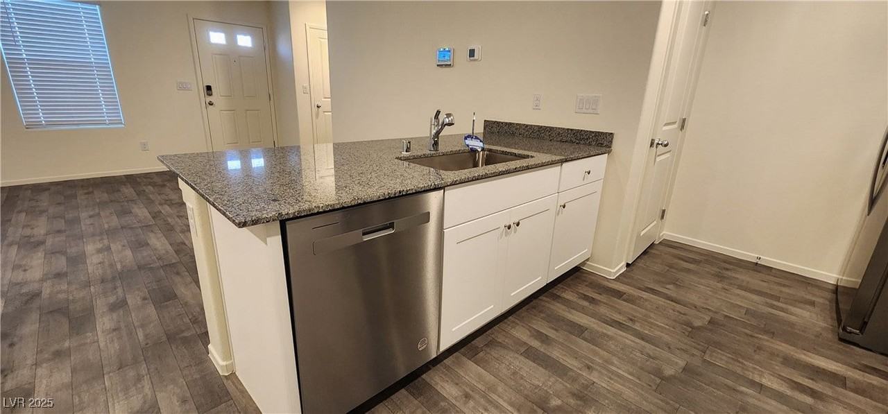 9127 Rory Storm Street - Photo 7 of 30