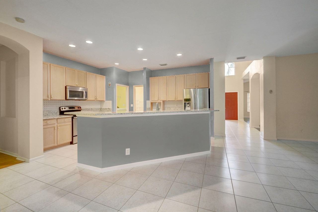 1282 Pebble Ridge Ln - Photo 7 of 18