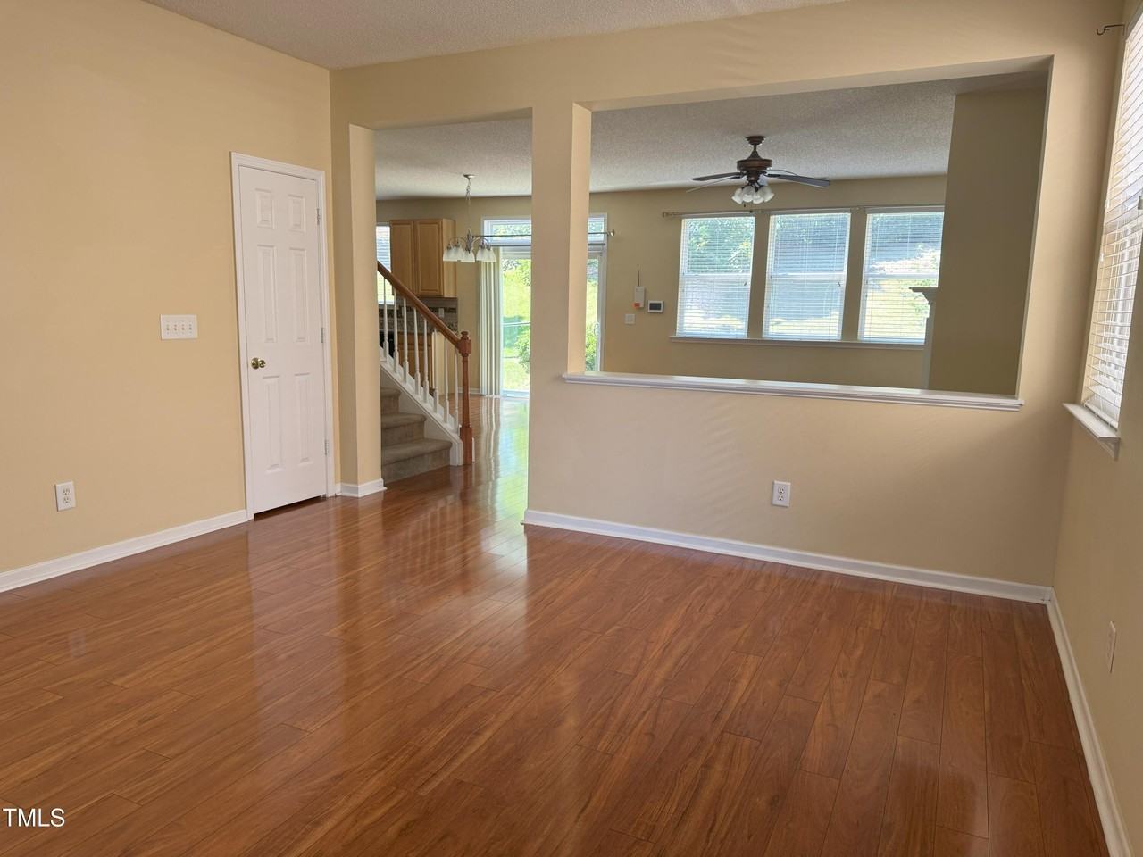 324 Northlands Dr - Photo 4 of 19