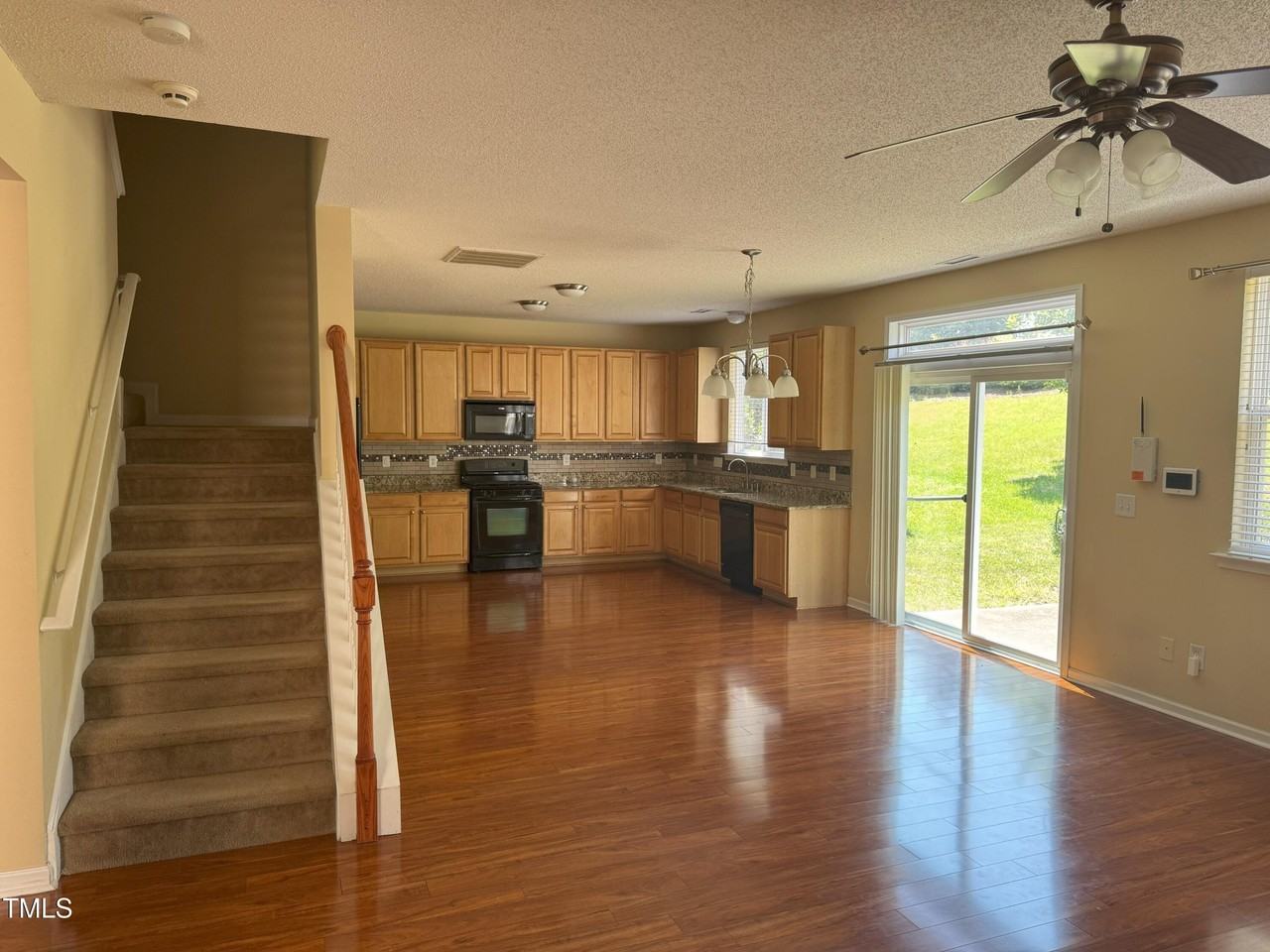 324 Northlands Dr - Photo 6 of 19