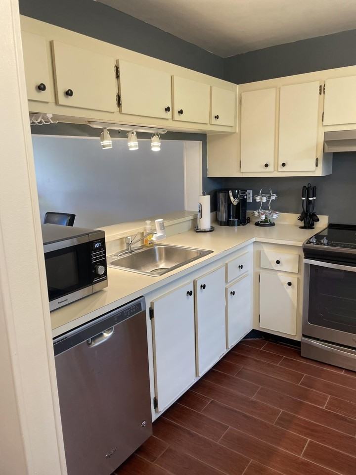 4598 Lucerne Lakes 101 Boulevard #101 - Photo 5 of 19