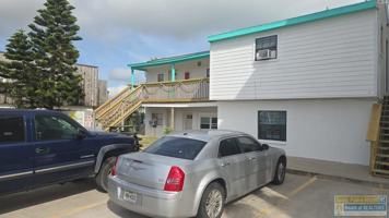 featured image of 310 W Houston St