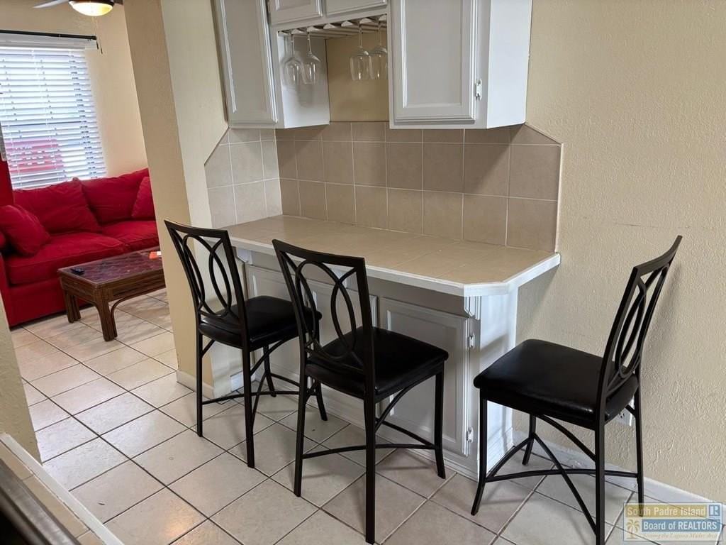 310 W Houston St - Photo 6 of 14