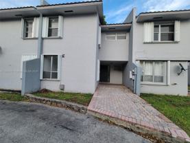 3913 Nw 76th Ter - Photo 1 of 1