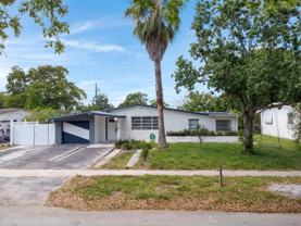 700 Sw 67th Ave #B - Photo 1 of 1