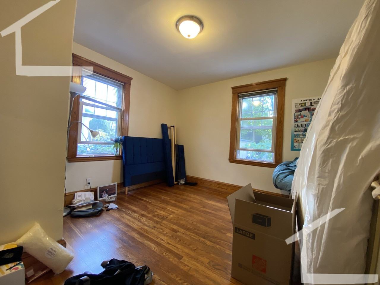 2 Lyne Rd - Photo 2 of 12