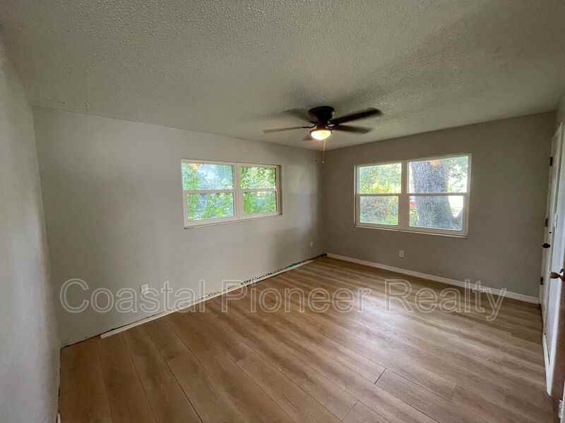 767 19th Ave S - Photo 3 of 15