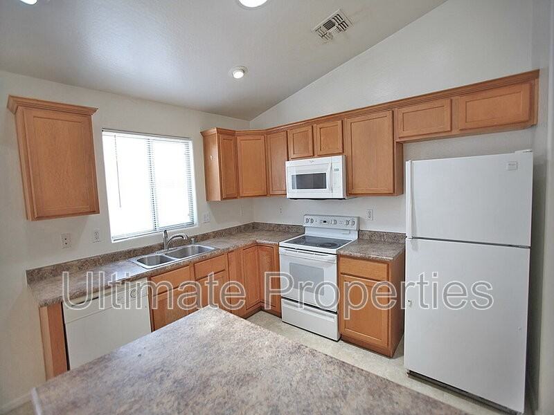 5921 S 249th Dr - Photo 2 of 17