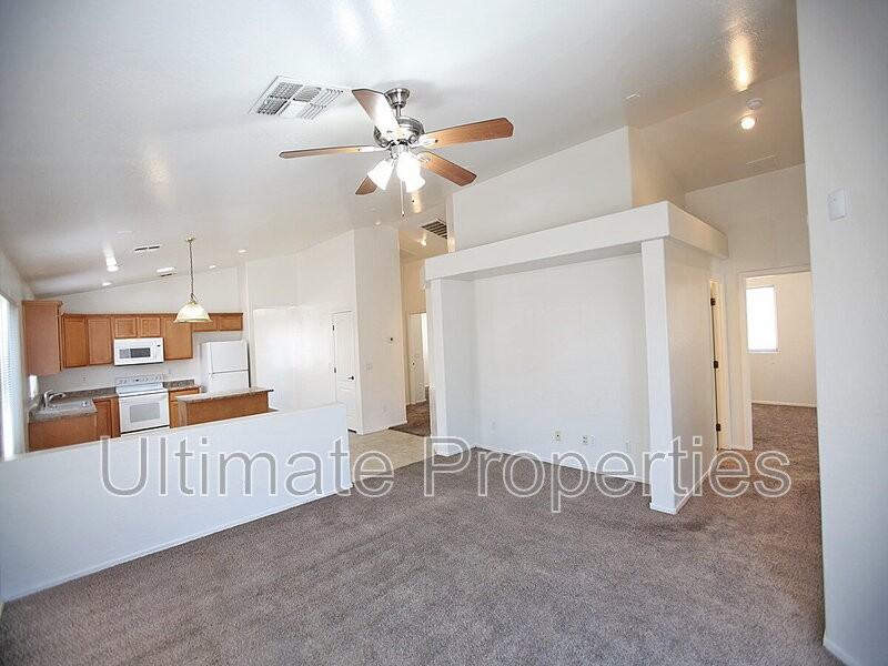 5921 S 249th Dr - Photo 6 of 17