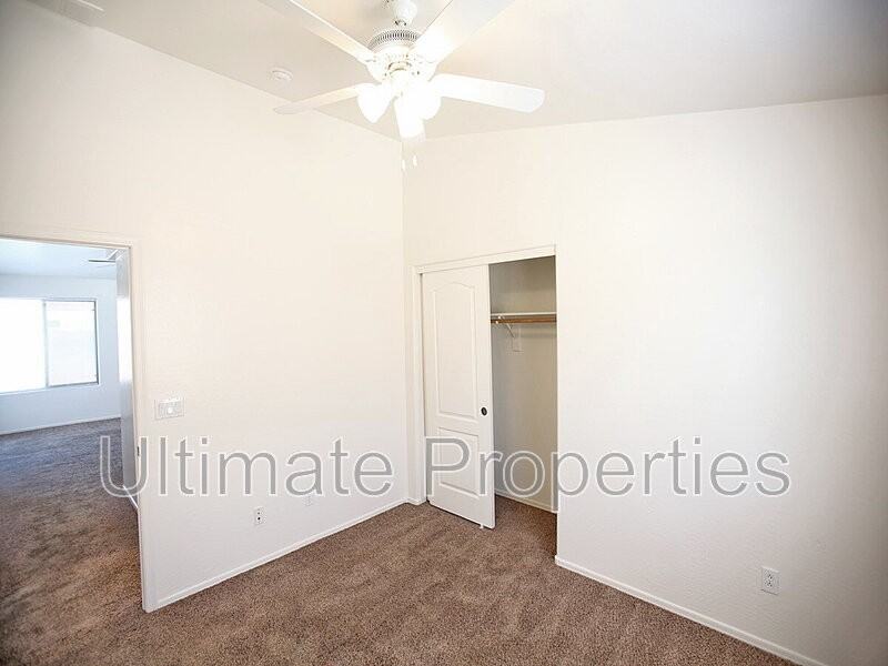 5921 S 249th Dr - Photo 7 of 17