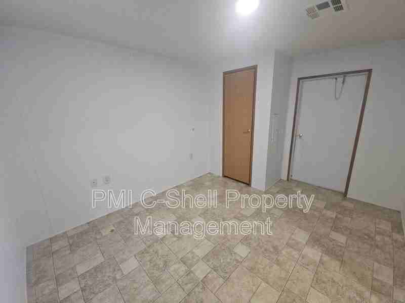 3902 Bowens Court - Photo 7 of 9