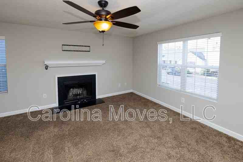 112 Brushy Hollow Ln - Photo 2 of 15