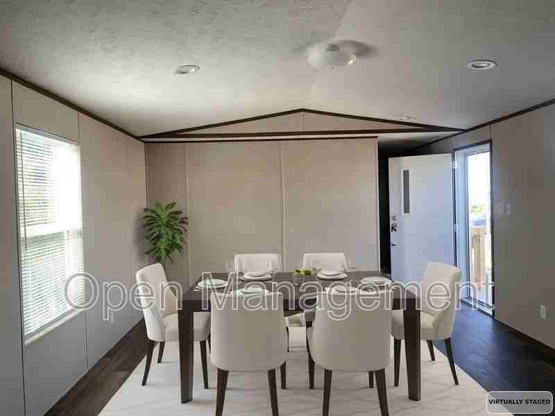 3318 Cultus St - Photo 2 of 15
