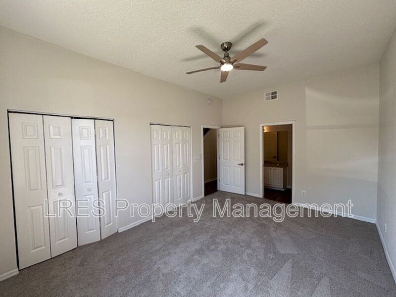 600 Northern Way #1406 - Photo 5 of 33