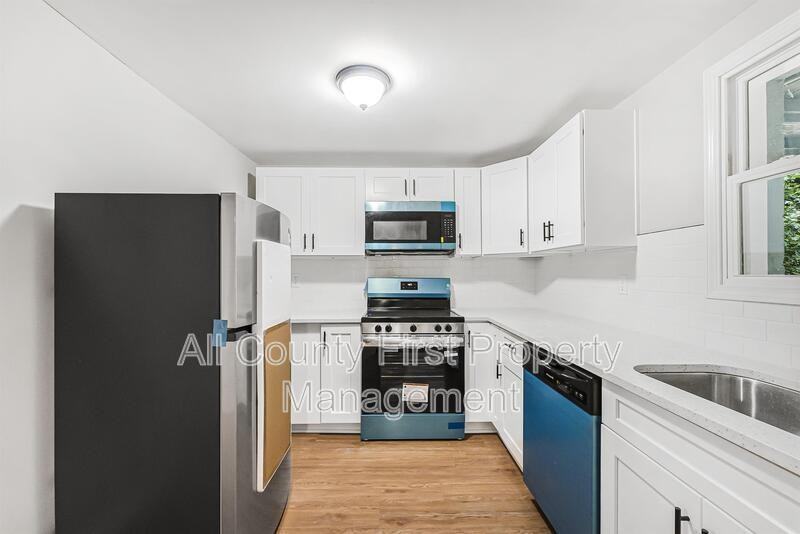 2845 3rd Avenue Southwest #2845UNIT2 - Photo 7 of 16