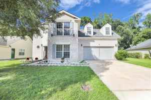 featured image of 136 Meadowside Ln