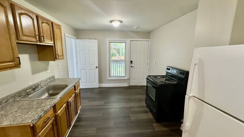 53 Wilbraham Ave #1L - Photo 2 of 12