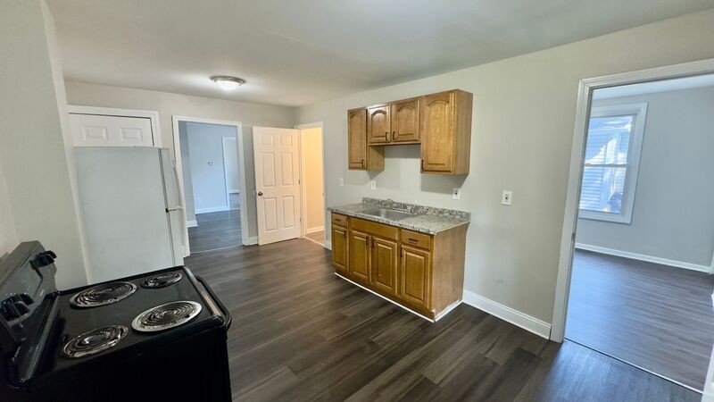 53 Wilbraham Ave #1L - Photo 3 of 12
