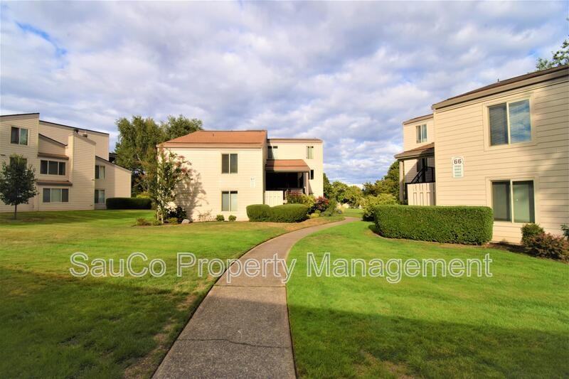 9964 Sw Trapper Ter - Photo 2 of 35