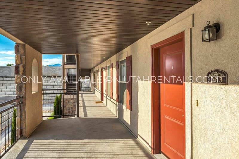 1081 Wn #203 - Photo 3 of 19