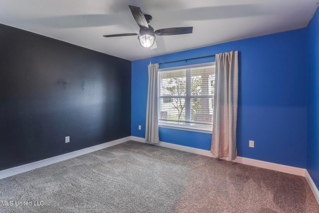 6487 Eastland Cir - Photo 3 of 28