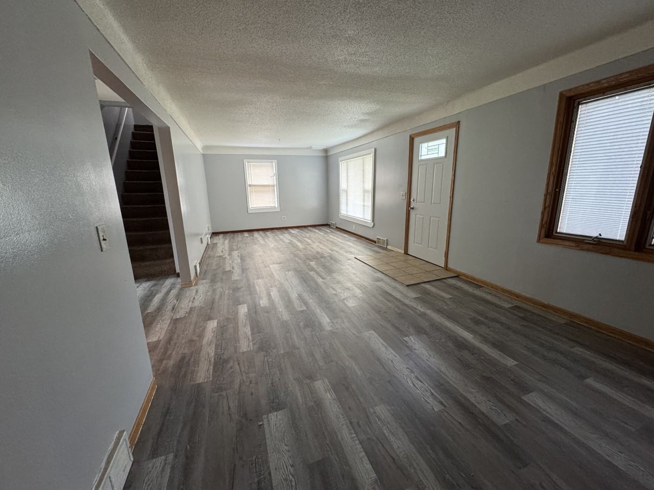 4608 Brunswick Ave N - Photo 2 of 11