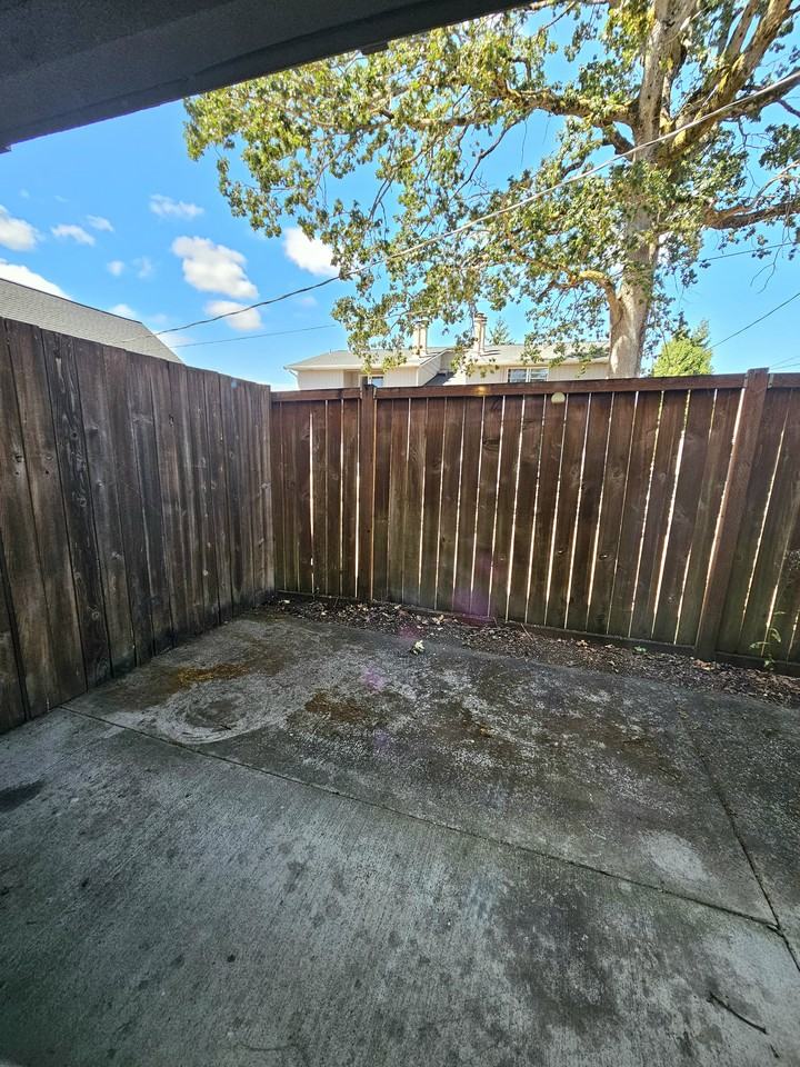 4523 S Puget Sound Ave #C - Photo 5 of 10