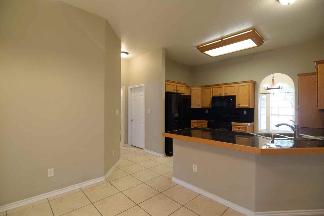 708 Bullwhip Cir - Photo 6 of 27