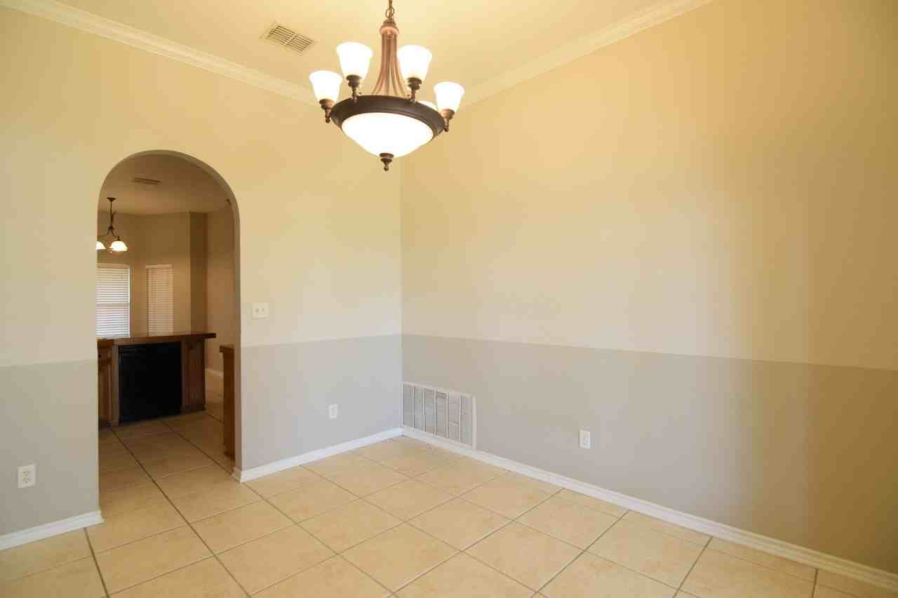 708 Bullwhip Cir - Photo 7 of 27