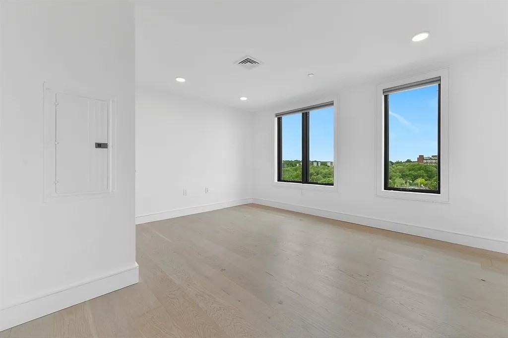 50 Leo M Birmingham Pkwy - Photo 2 of 32