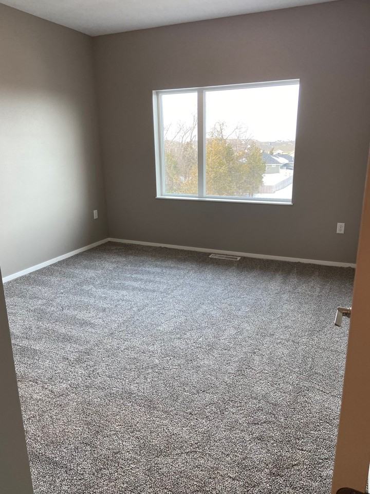 8601 W 22Nd St - Photo 3 of 14