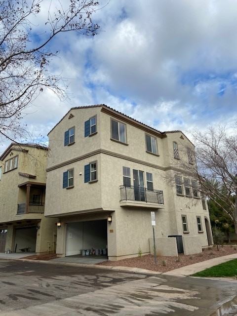 1636 E Dogwood Ln #C - Photo 3 of 17