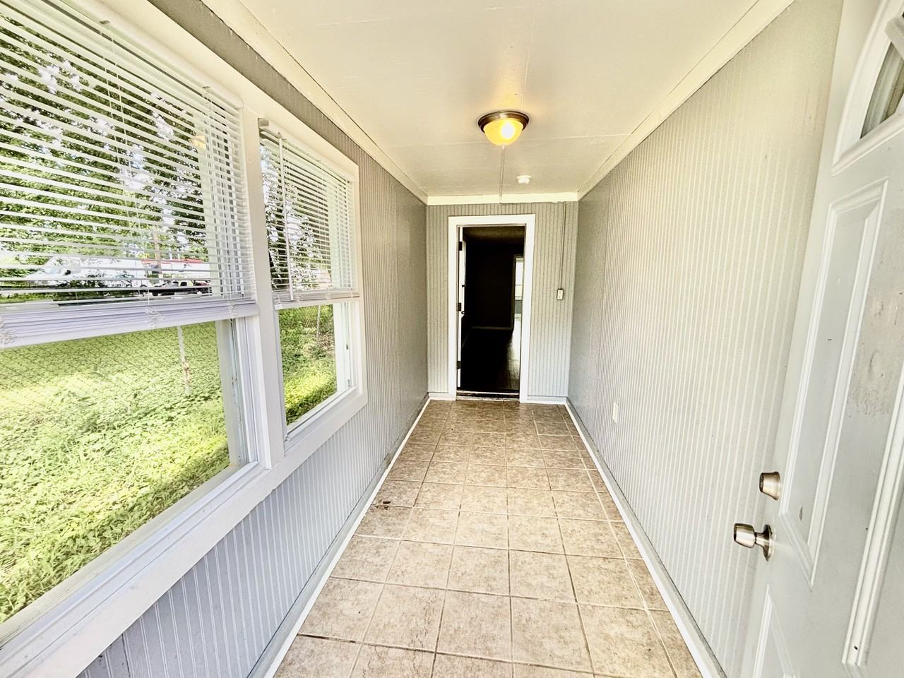 4005 Woodruff Ave - Photo 2 of 12