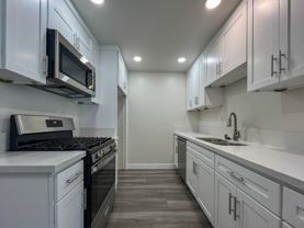 6535 Pickering Ave - Photo 1 of 1