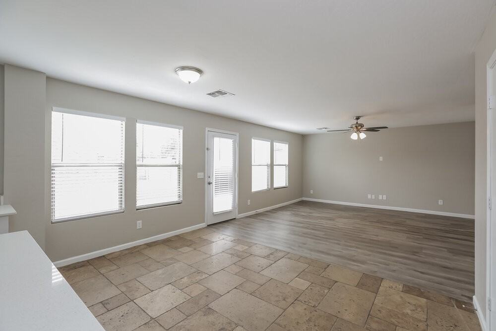 3117 W Fremont Rd - Photo 5 of 17